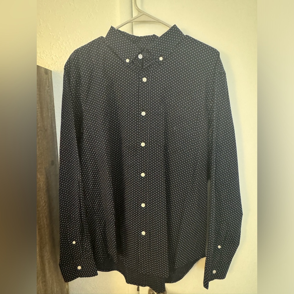 Old Navy Button Down Long Sleeve - Large